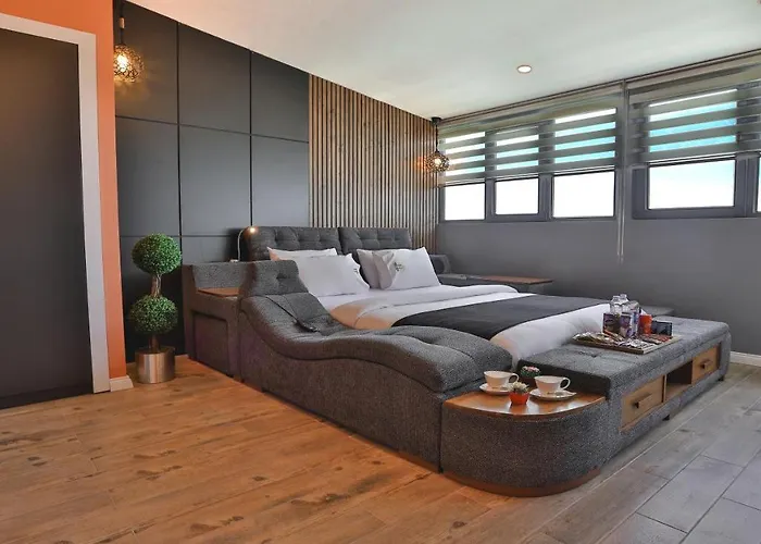 Sweet Home Suite Hotel