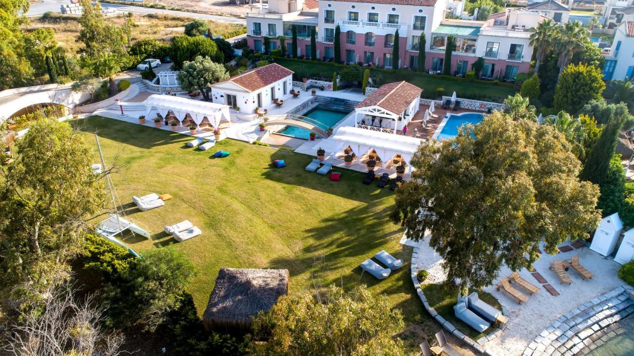 Antmare Hotel