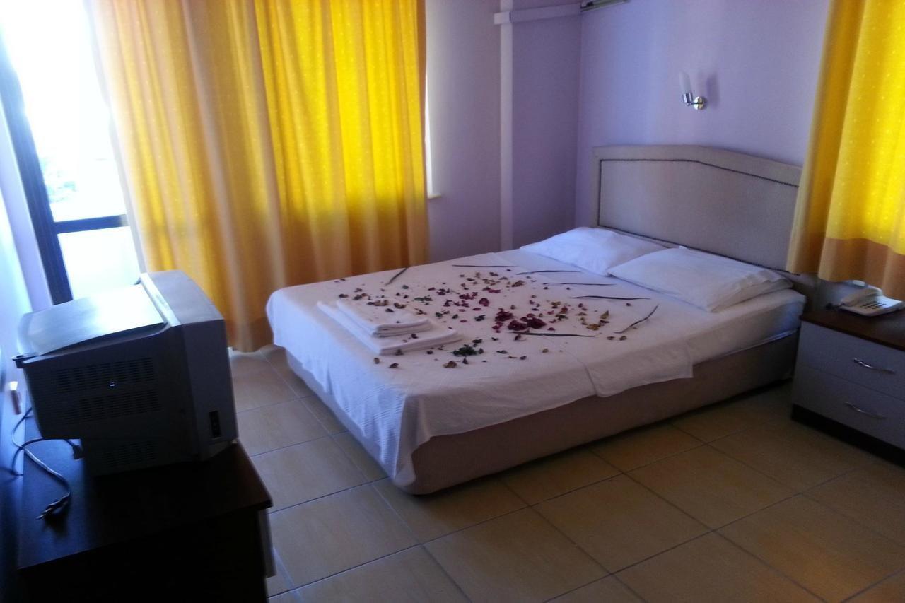 Hotel London Blue 2*