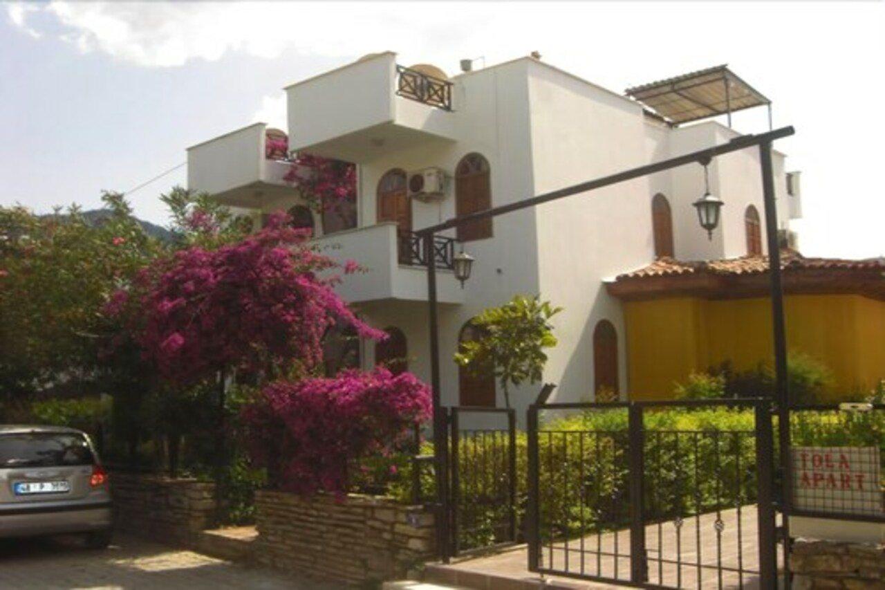 Tolan Aparthotel