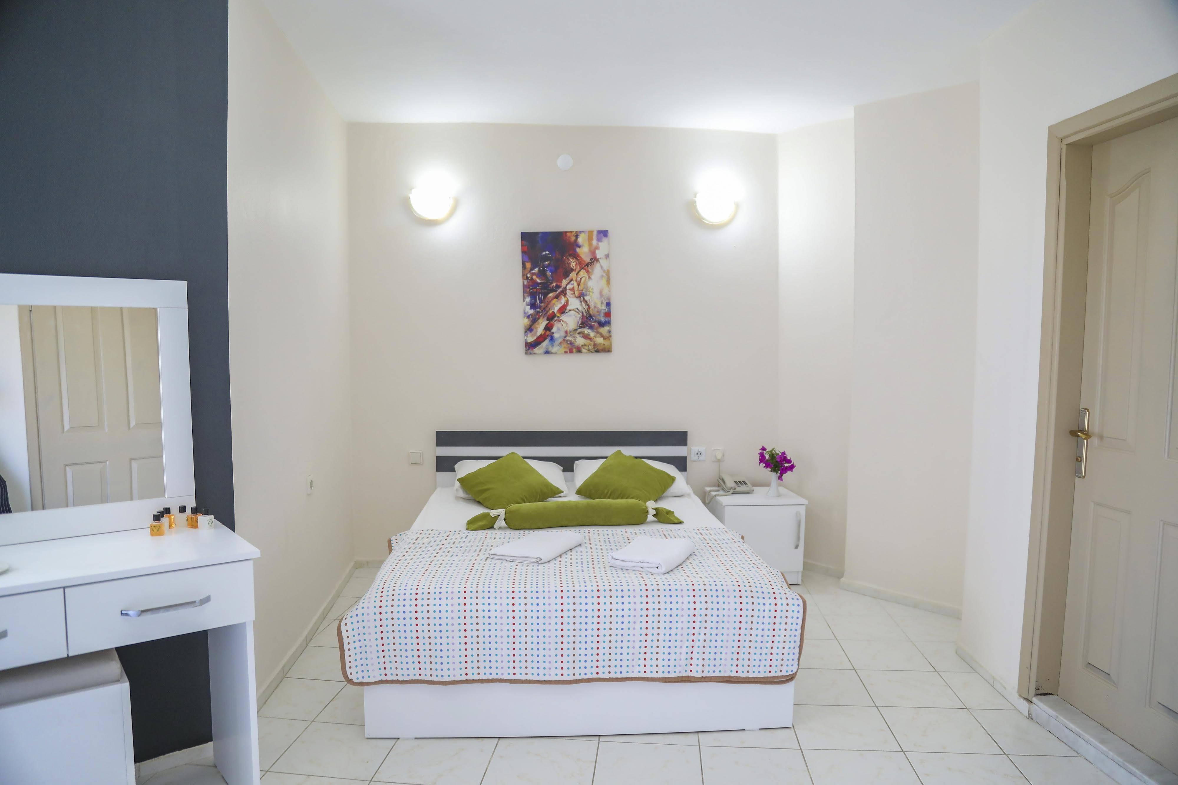 Hotel Masli̇na Izmir