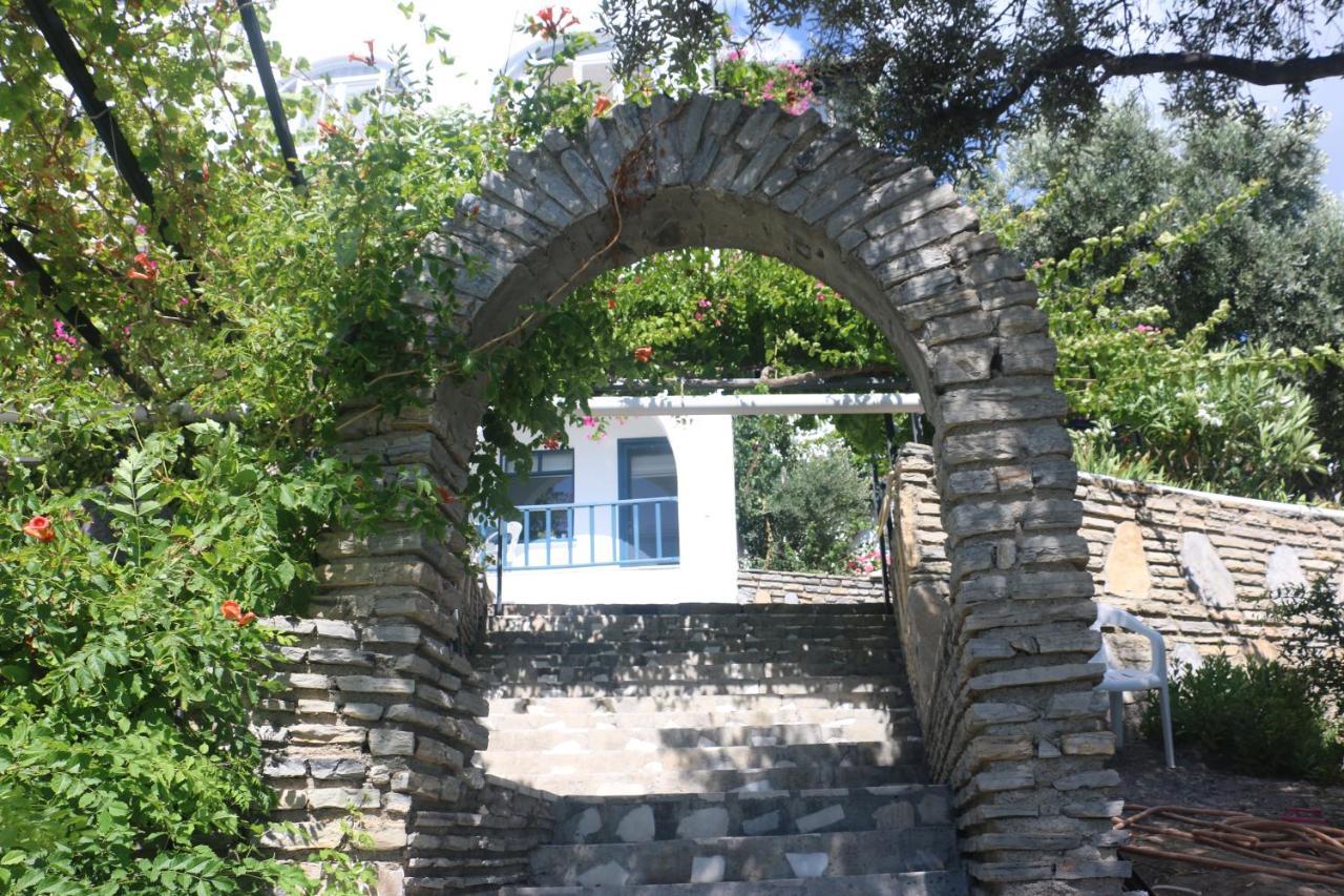 Urga Butik & Restaurant Hotel Gulluk