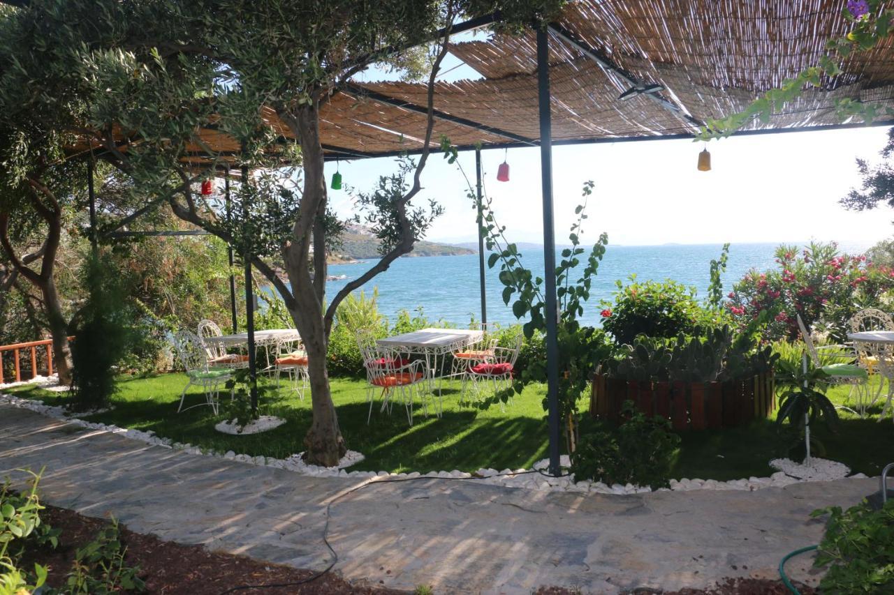 Urga Butik & Restaurant