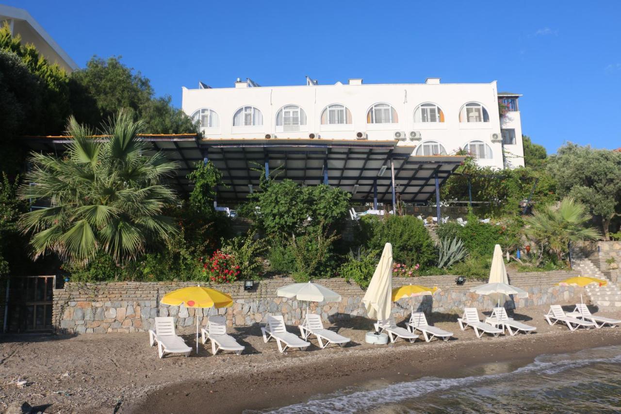 Urga Butik & Restaurant *