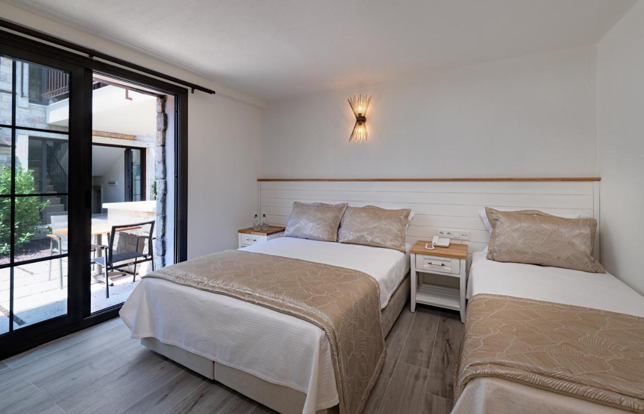 Hotel Atrium Tas Cesme