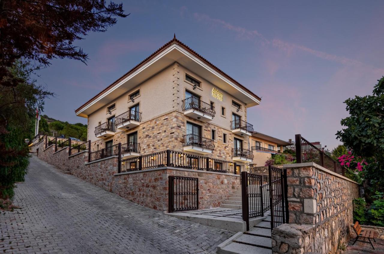 Atrium Tas Hotel Cesme