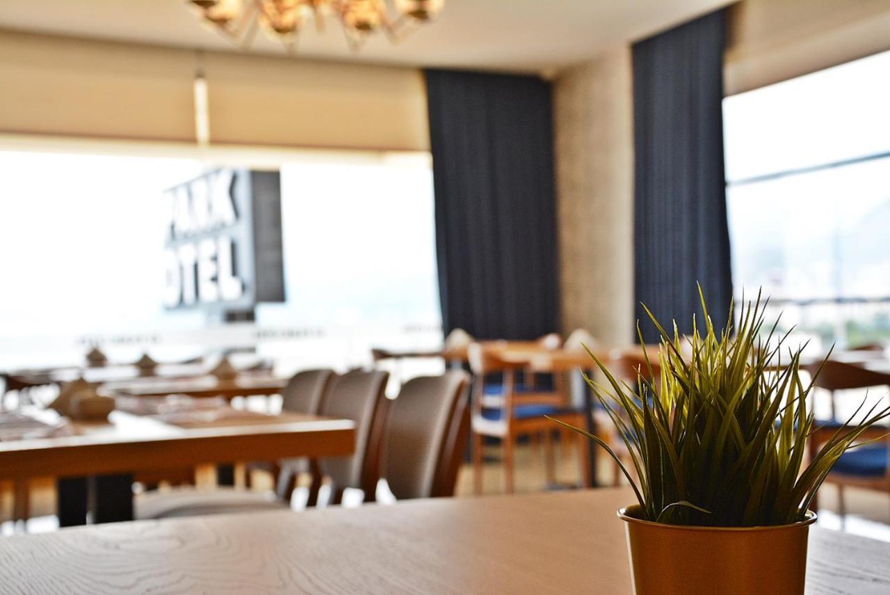 Aparthotel 61 Park
