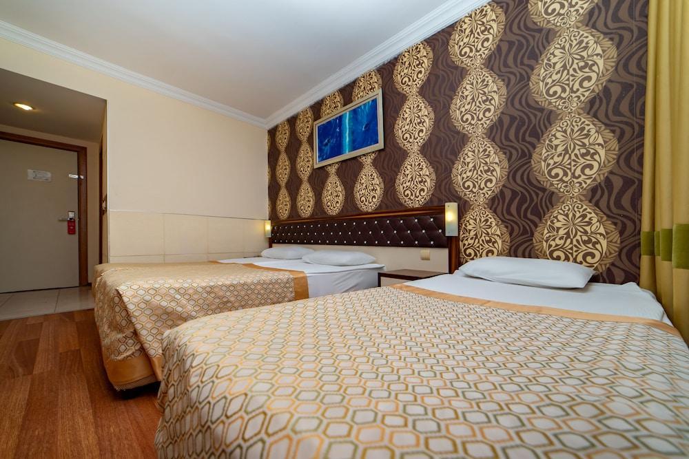 Hotel Armas
