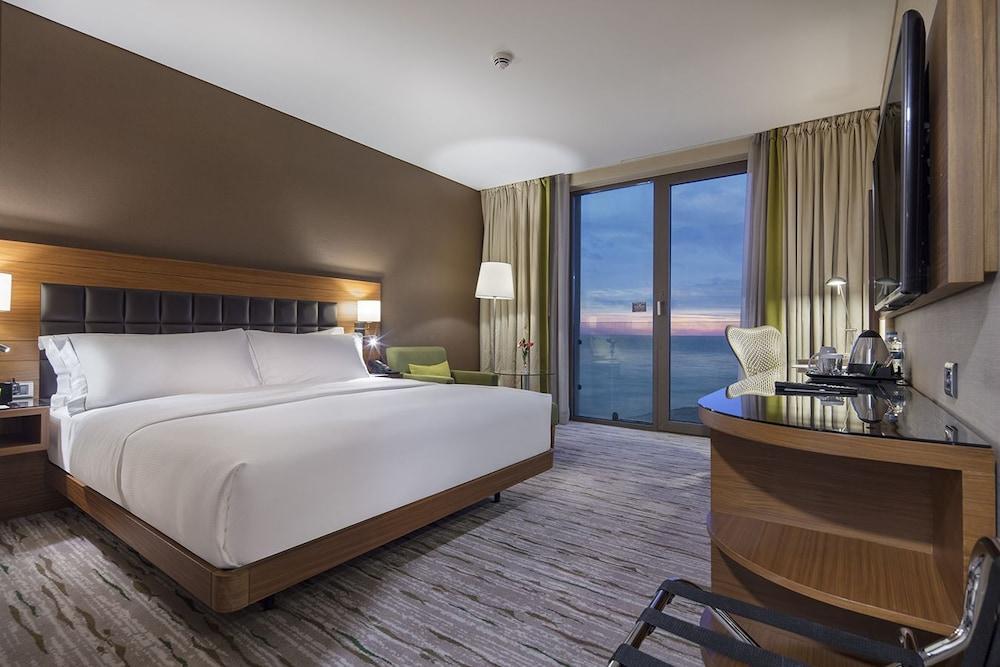 Doubletree By Hilton 5*