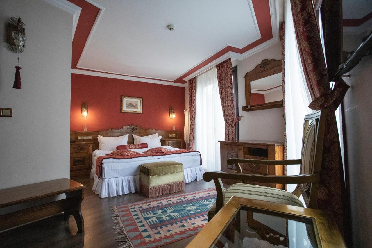 Rose Garden Hotel