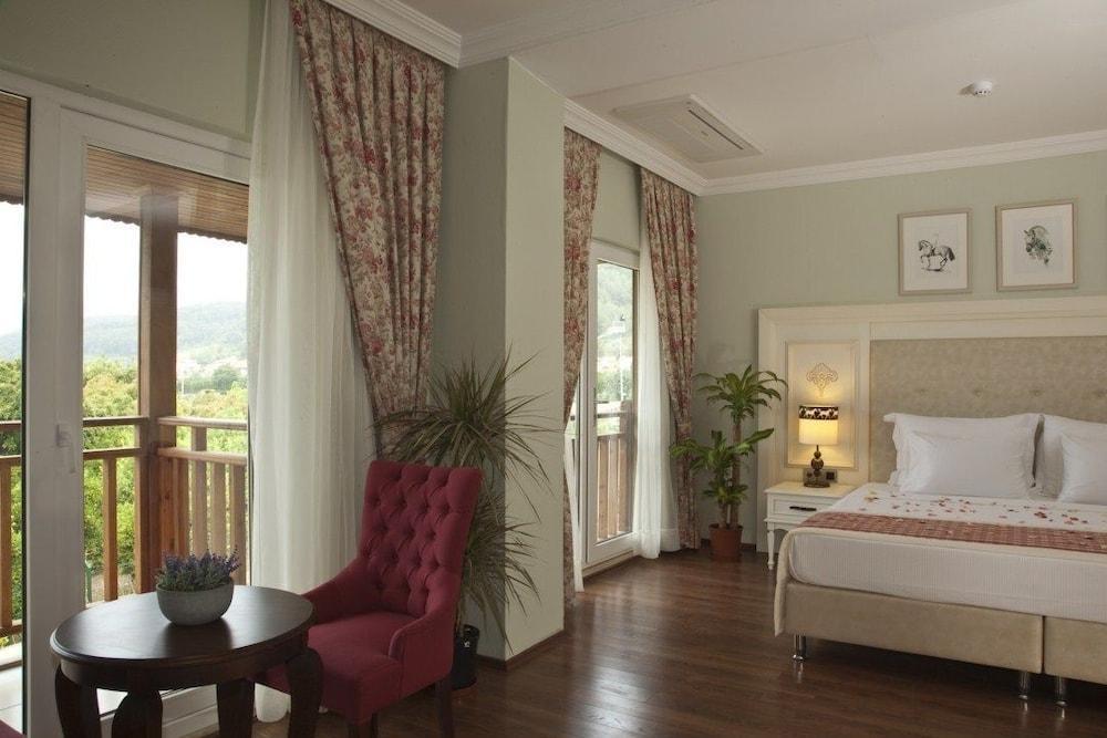 Hotel Padok Premium & Stables 4*