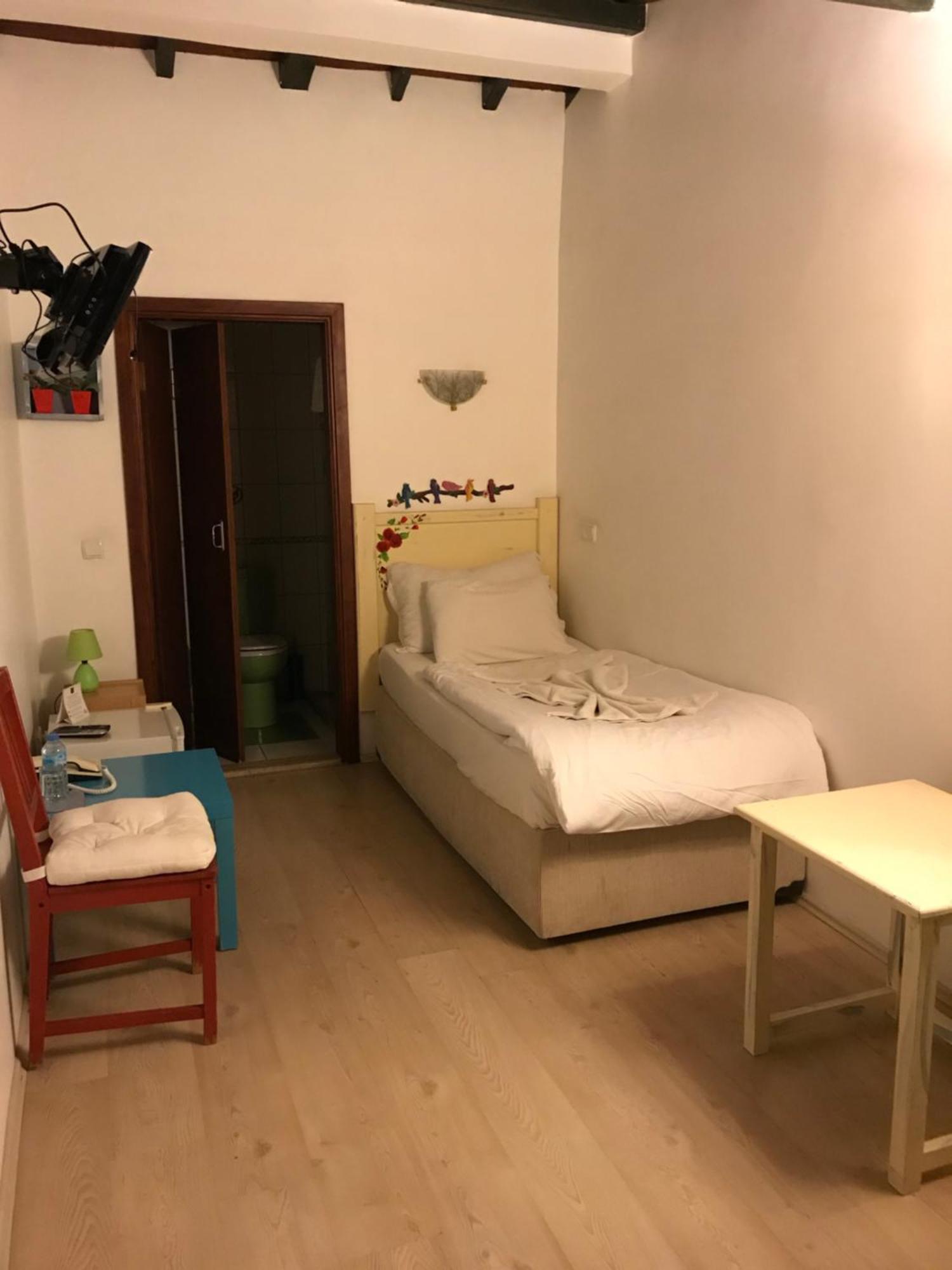 Kano Hotel 2*
