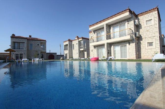 Kemerlihan Deluxe Hotel 2*