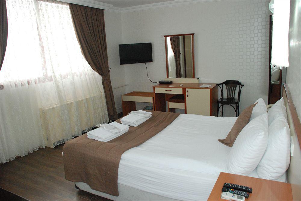 Kozan Hotel