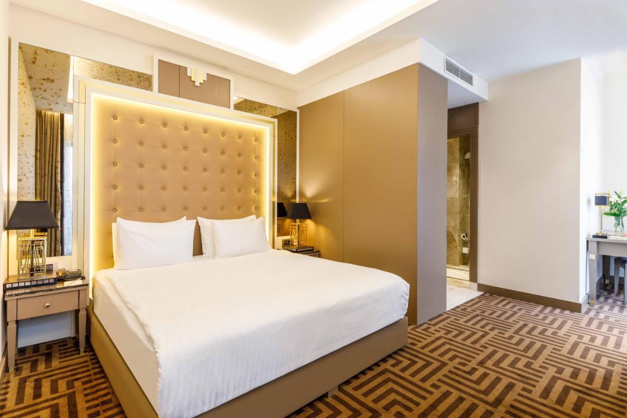 Hotel Ramada By Wyndham Istanbul Golden Horn 4*
