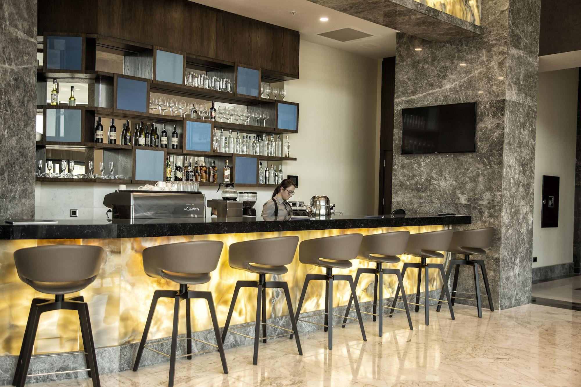 Dedeman Hotel
