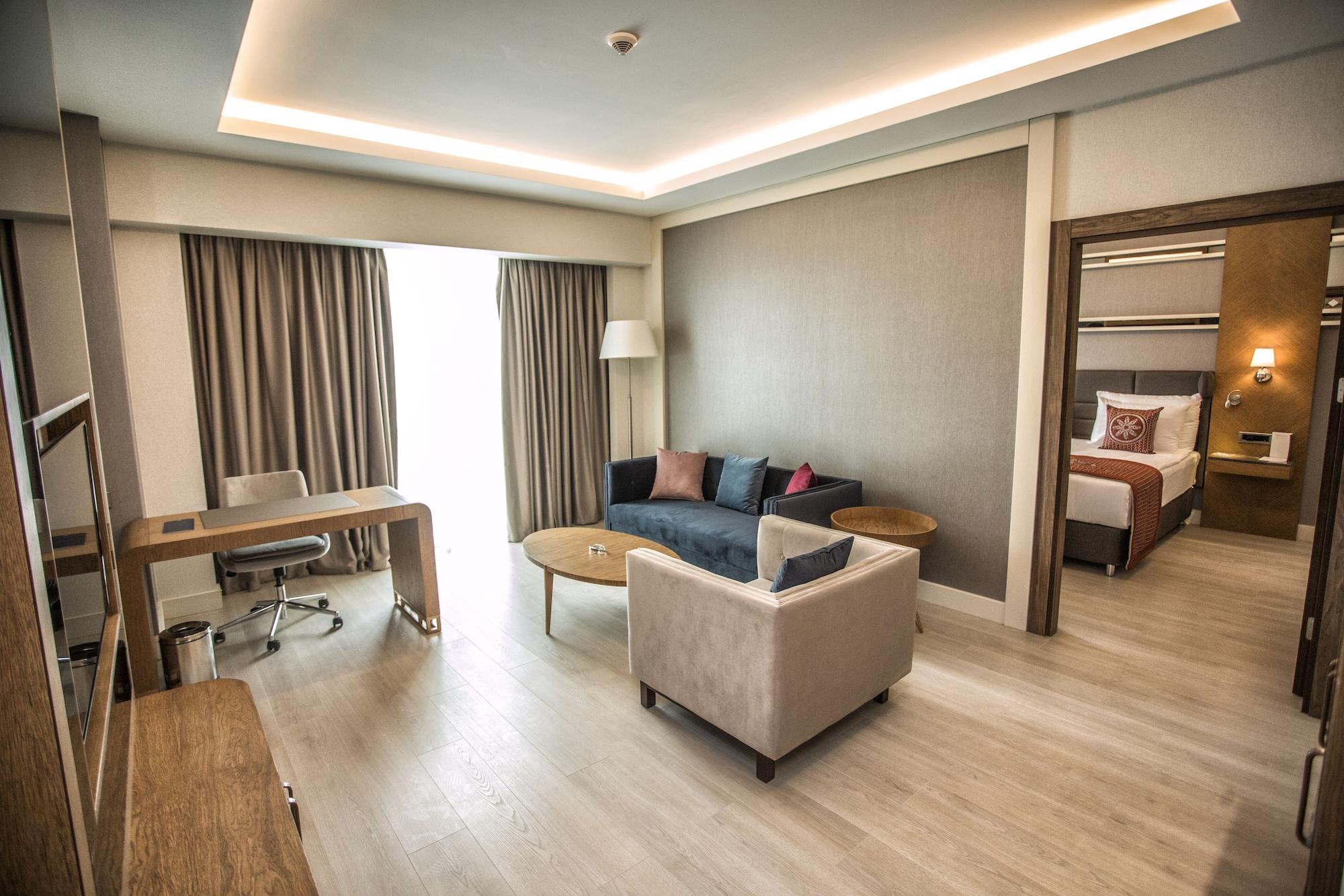 Dedeman Hotel