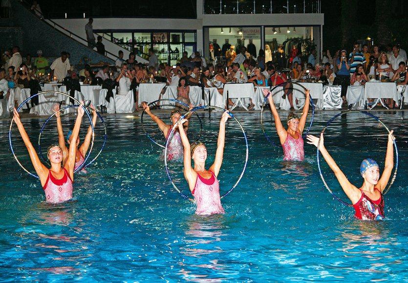Catamaran Quality Times Resort Kemer