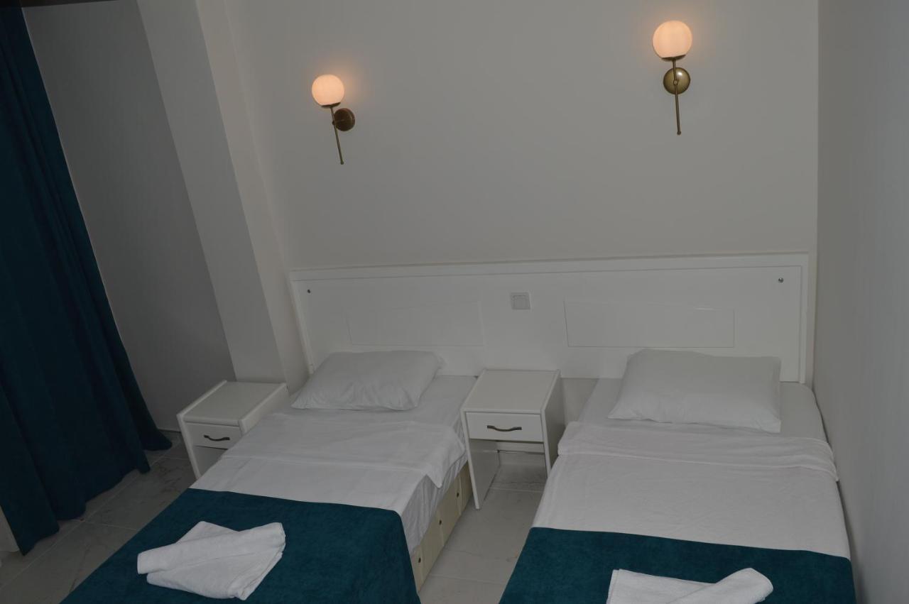 Aquila Hotel 3*