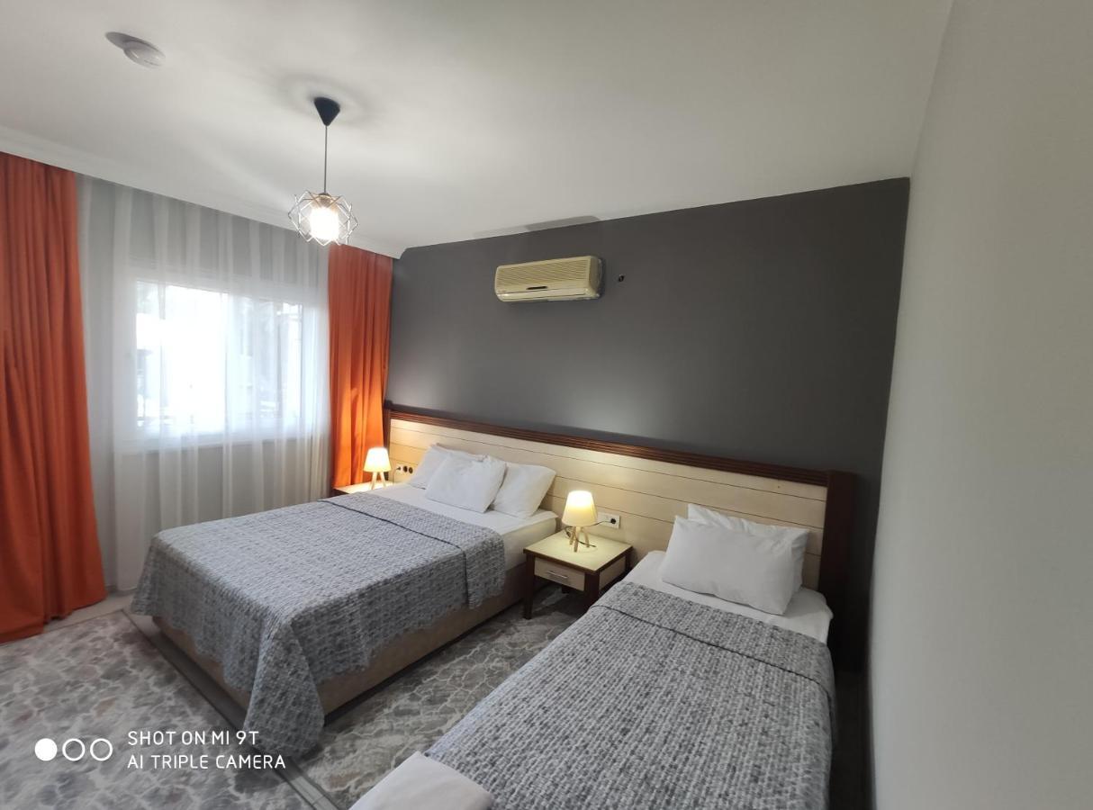 Hotel Nostalgia World 3*