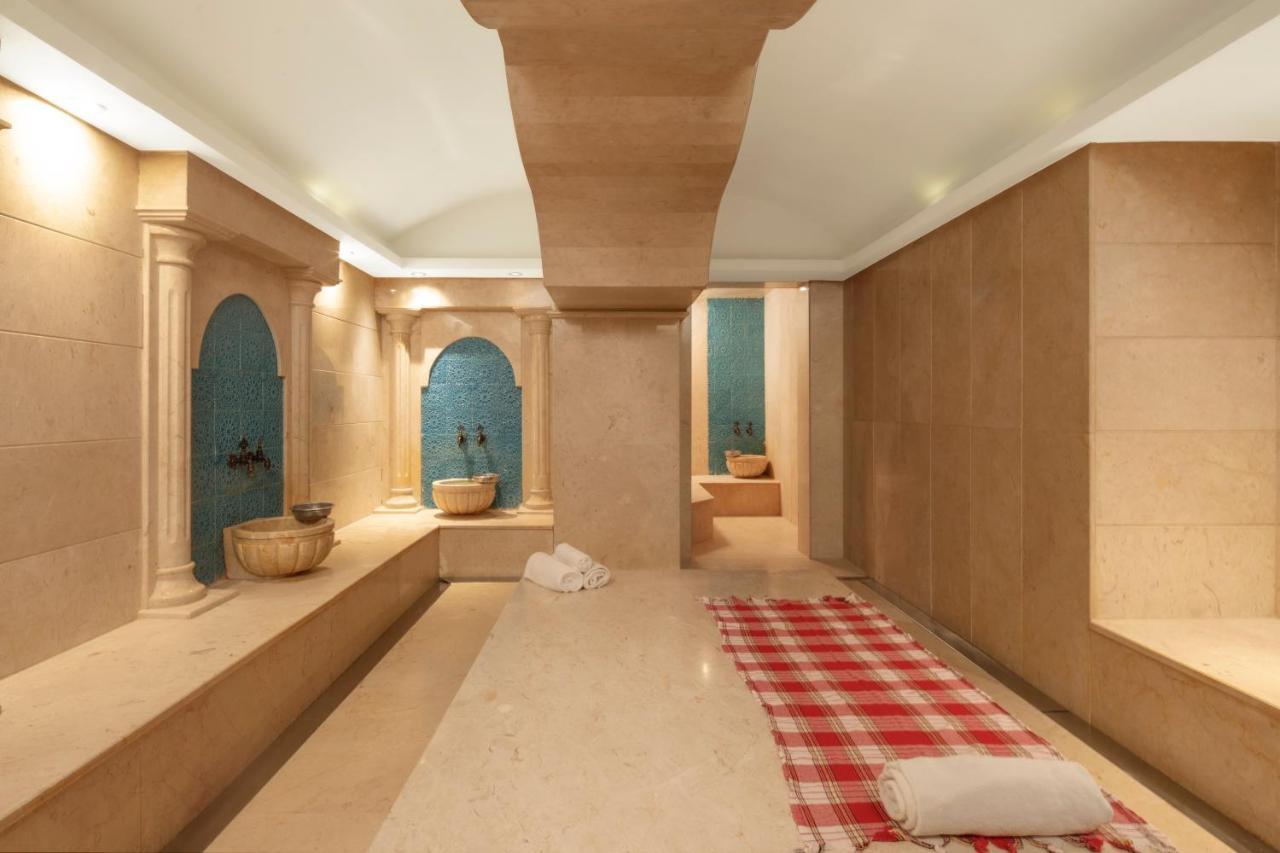 Hotel Crowne Plaza Asia By Ihg 5*
