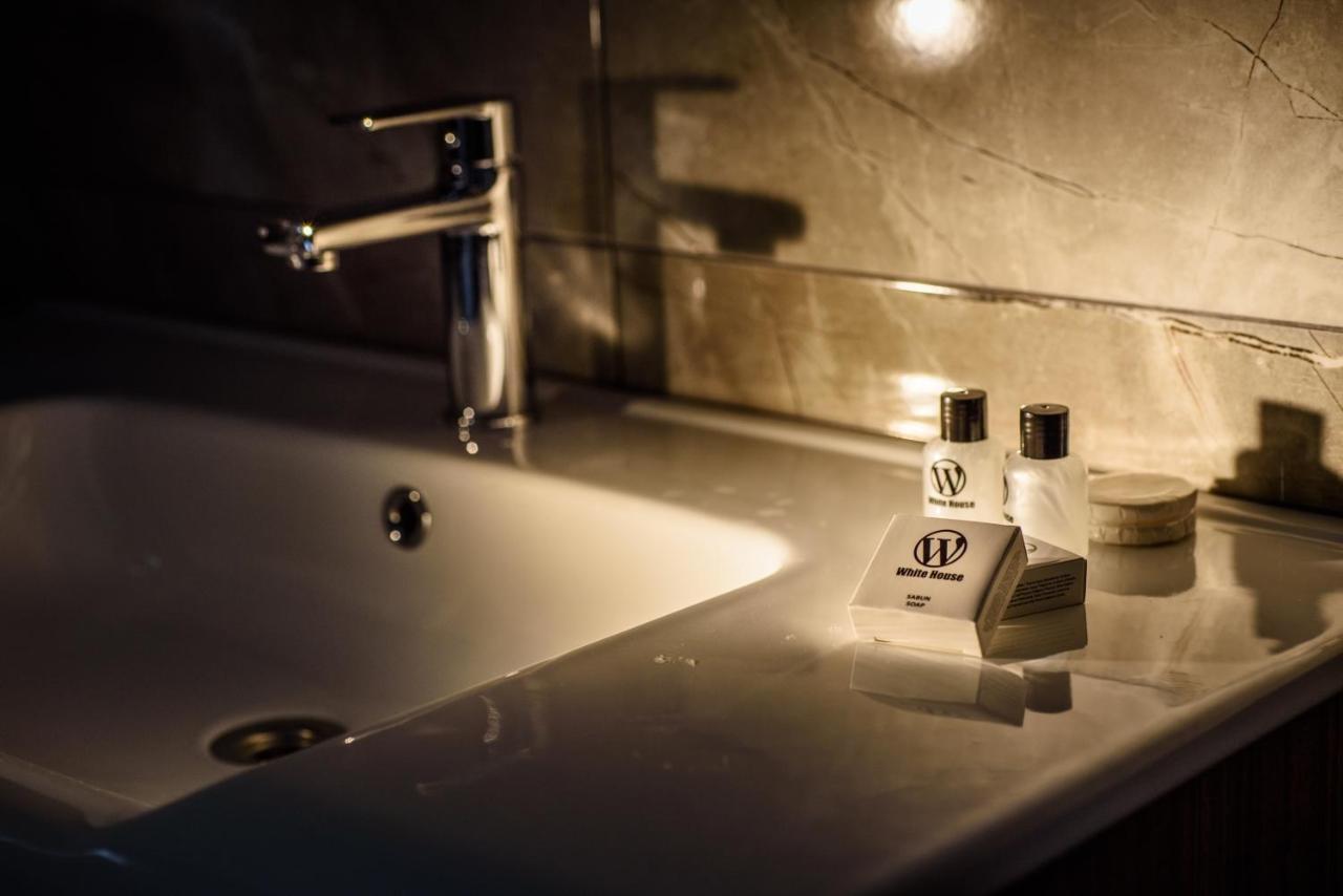 White House Hotel 3*