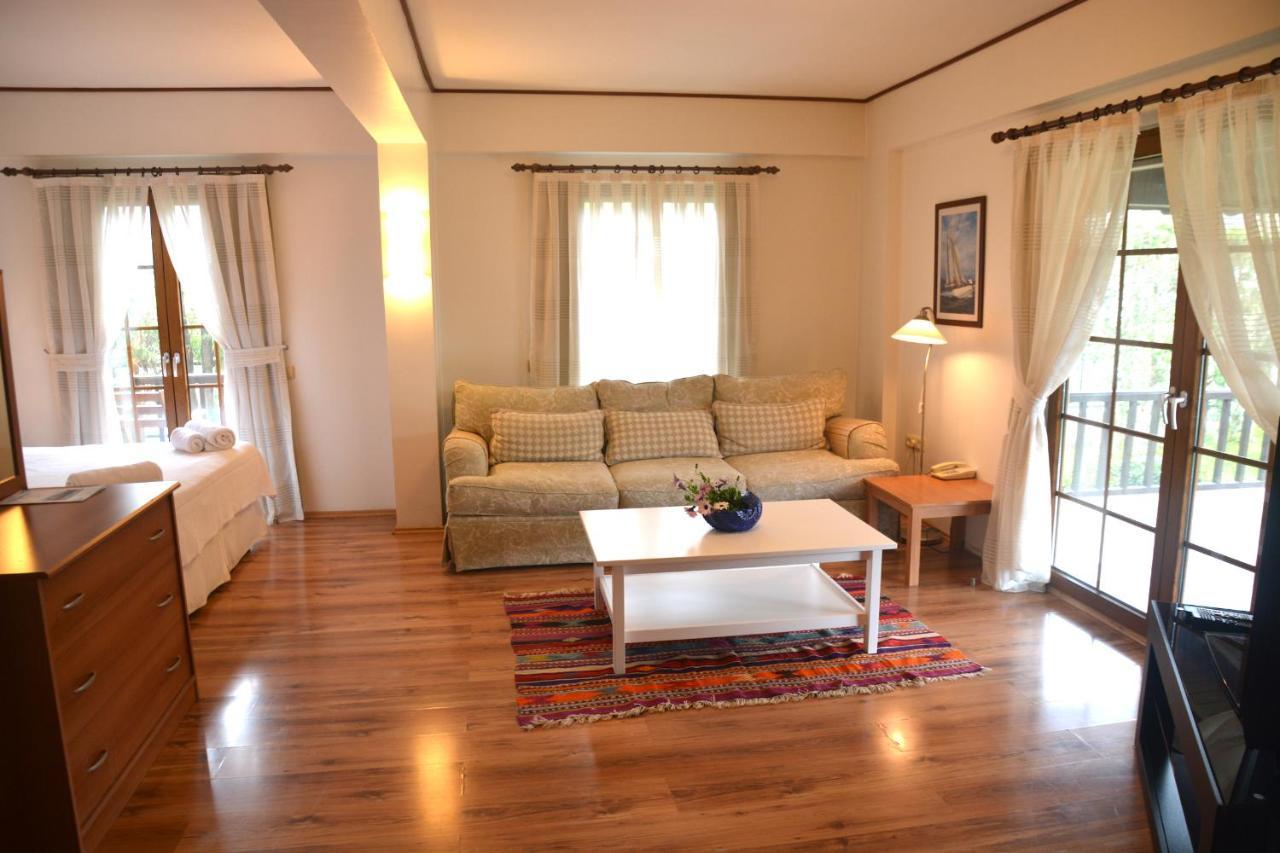 Efe Gocek Hotel 2*