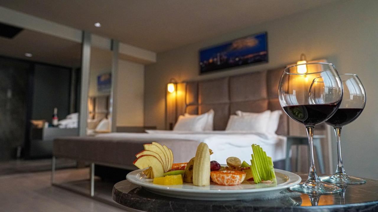 Pasaport Pier Hotel 4*
