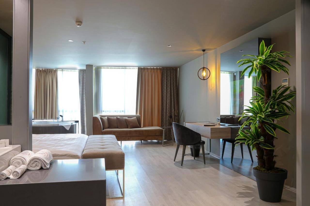 Hotel Pasaport Pier