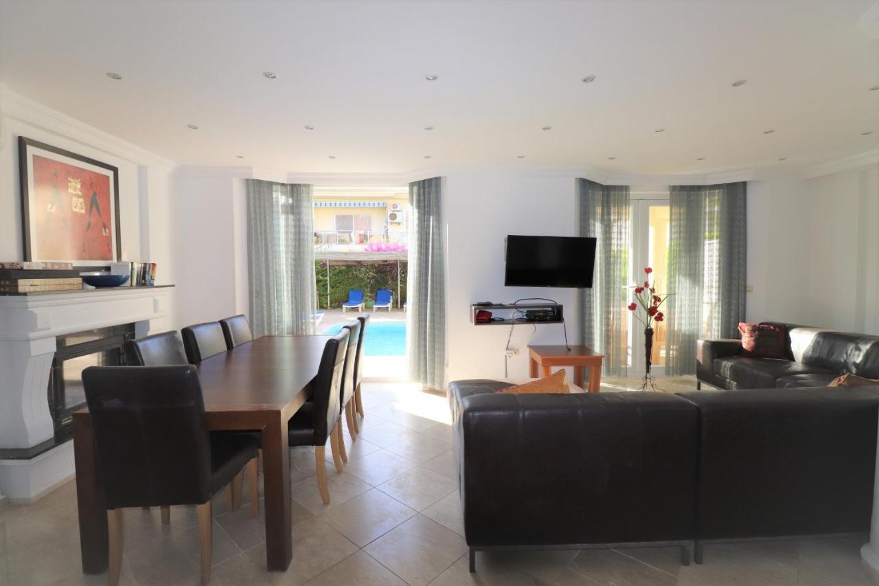 Sunset Beach Club Coral 5 Villa