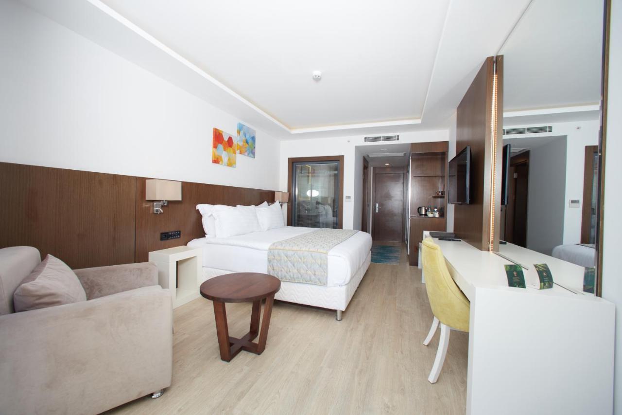 The Nowness Luxury & Adulty Only 4* Cesme