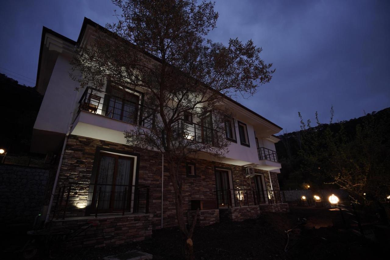 Mons Casa Boutique