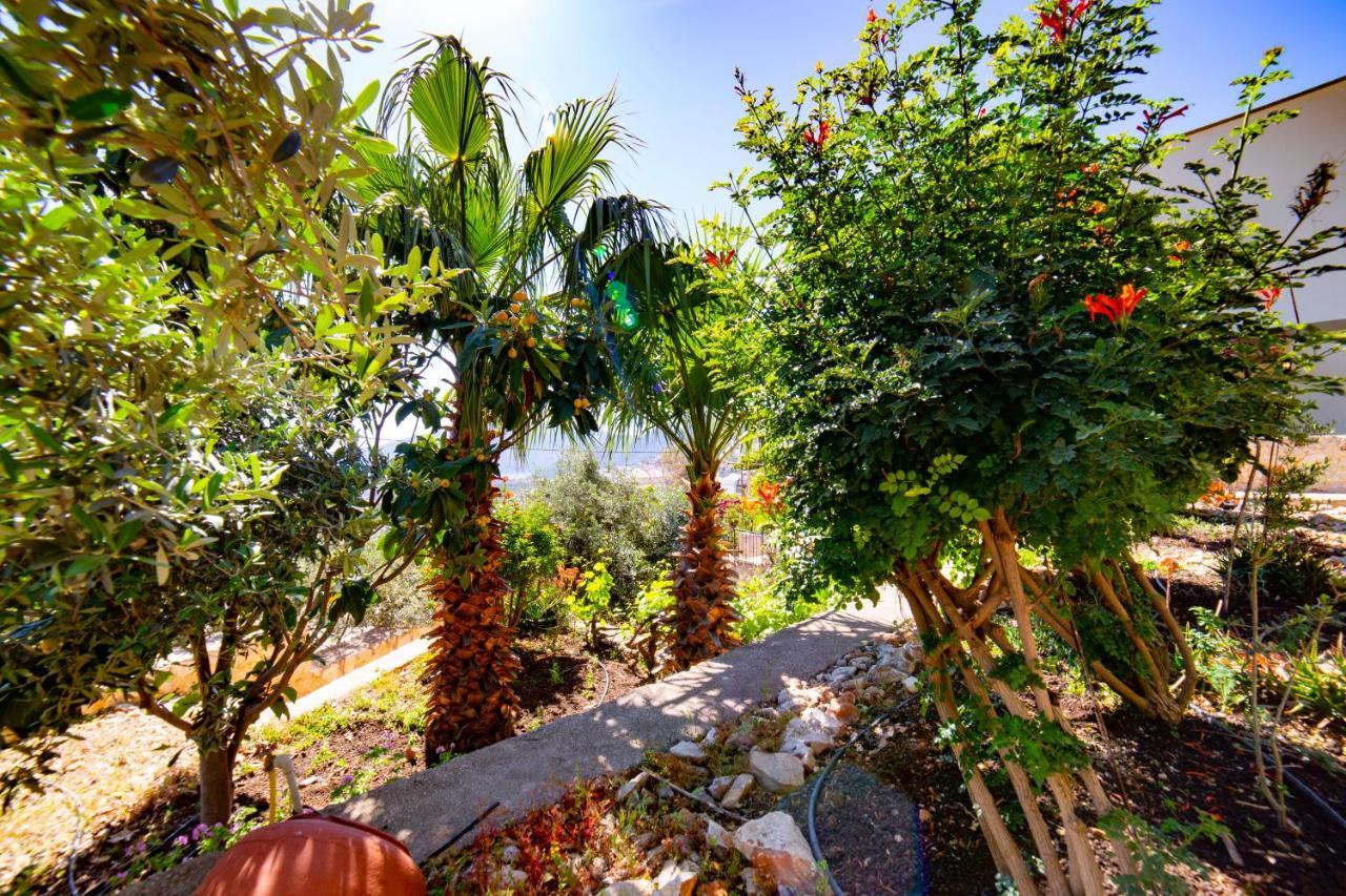 Mira Kalkan -close To Center- Villa