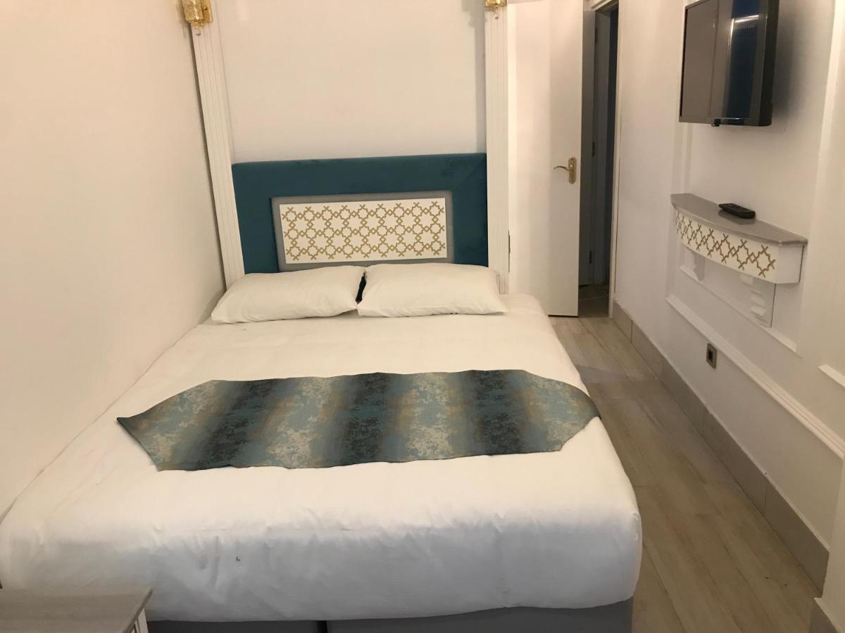 Hotel Ligos *