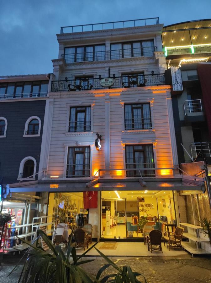 Magnaura House Hotel 3*