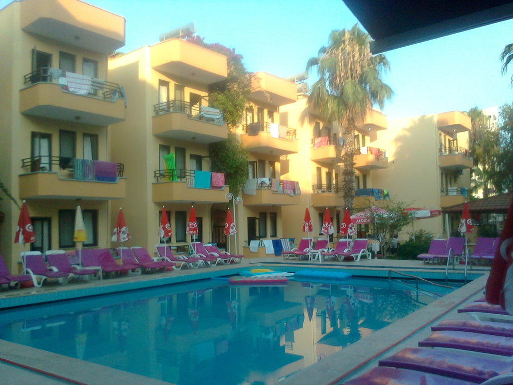Aparthotel Bonjorno *