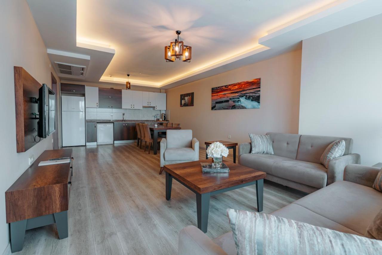 Empula & Residences Hotel 4*