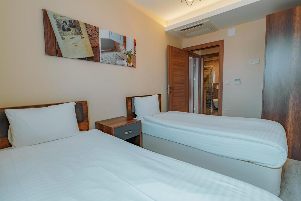 Empula & Residences