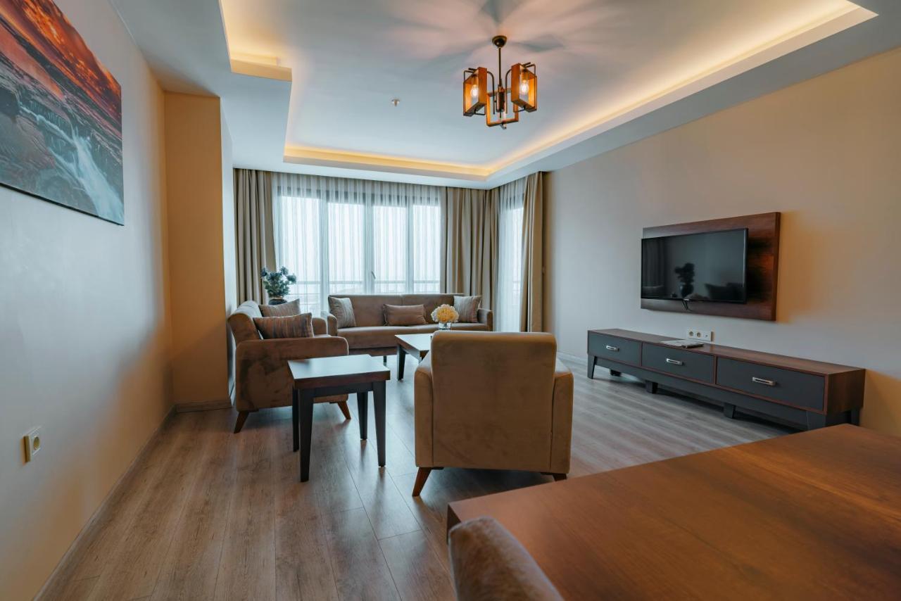 Empula & Residences Hotel 4*