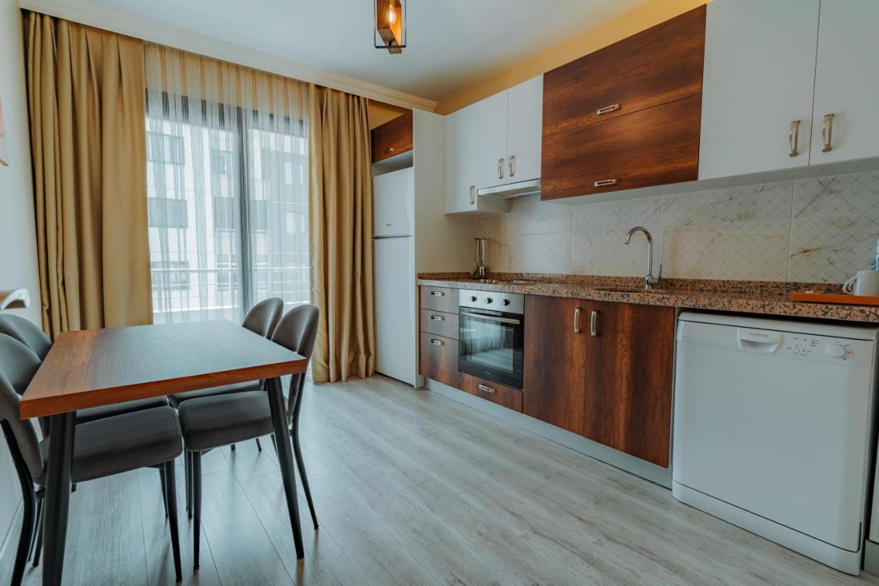 Empula & Residences