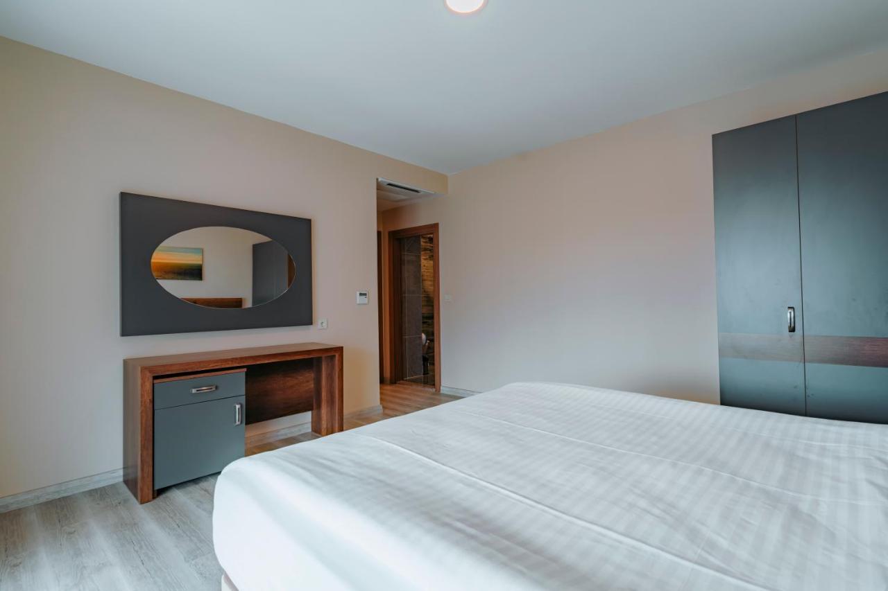 Hotel Empula & Residences