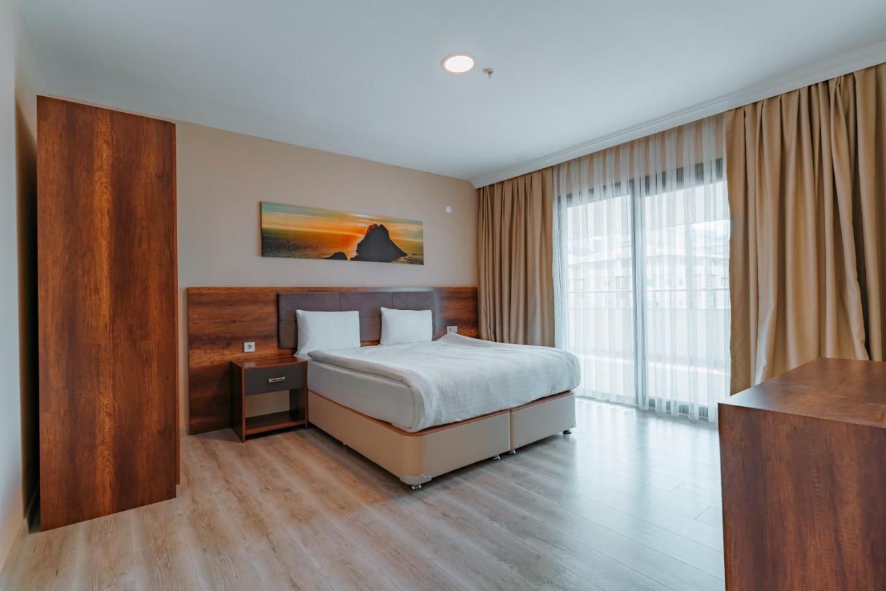 Empula & Residences Hotel