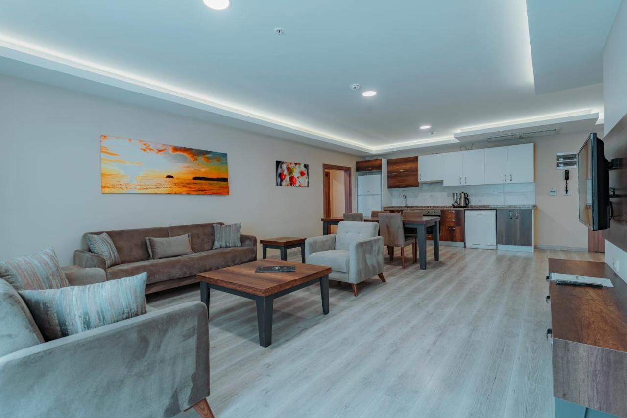 Empula & Residences Hotel 4*