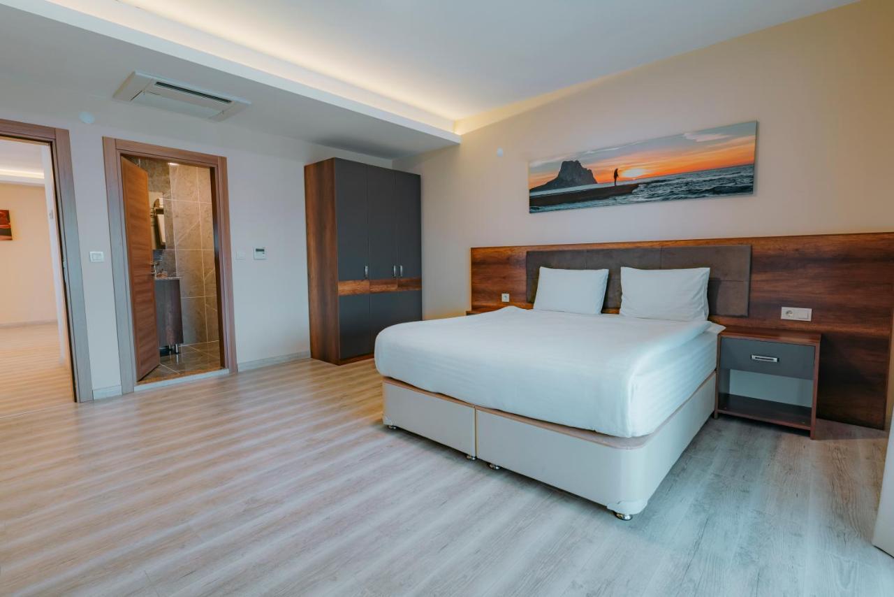 Empula & Residences