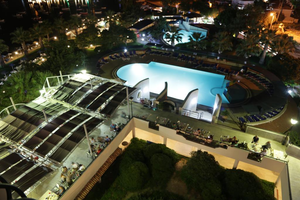 Medis Resort 3*