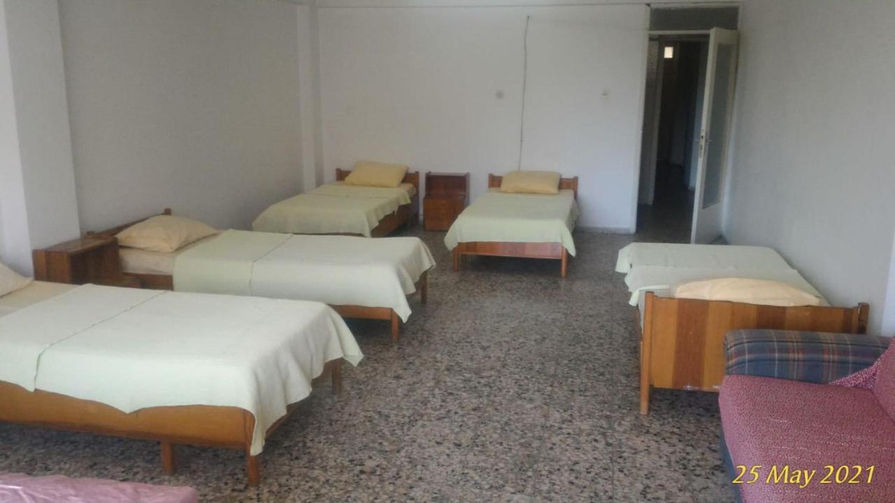 Set Arat & Guest house *