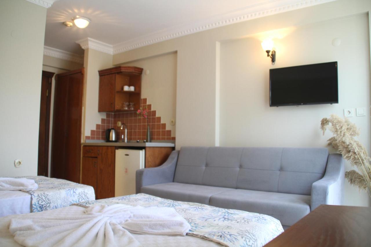 Rosy Aparthotel