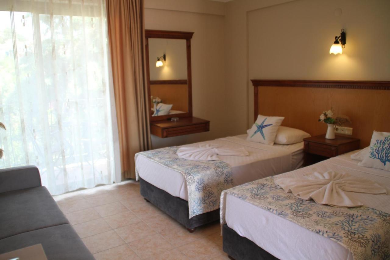 Rosy Aparthotel