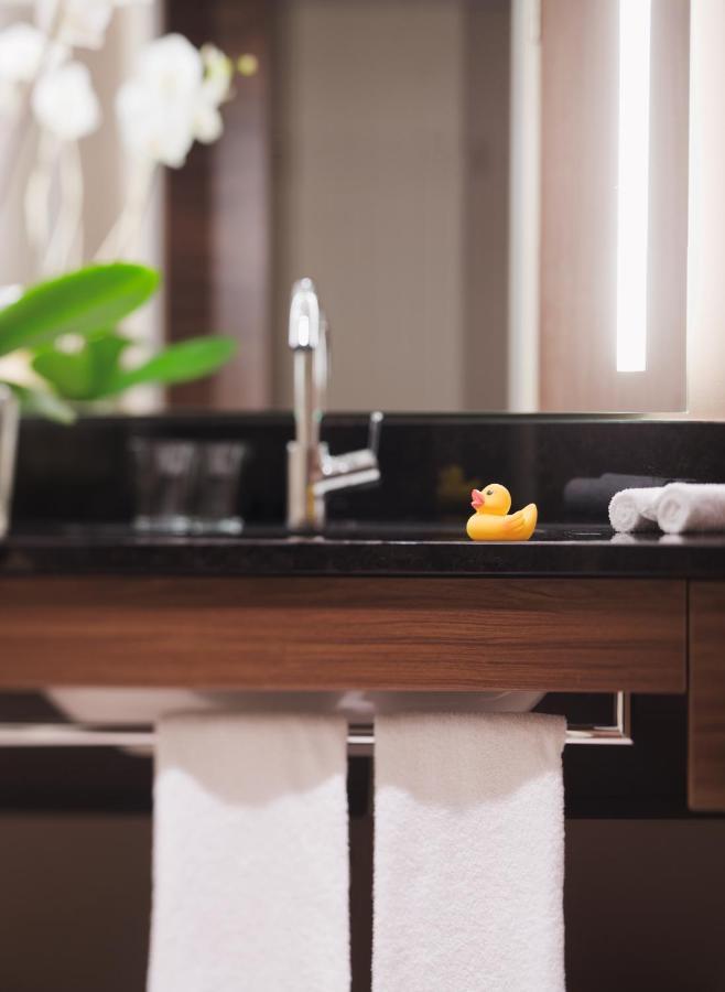 Moevenpick Hotel 5*