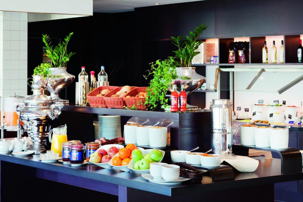 Hotel Moevenpick 5*